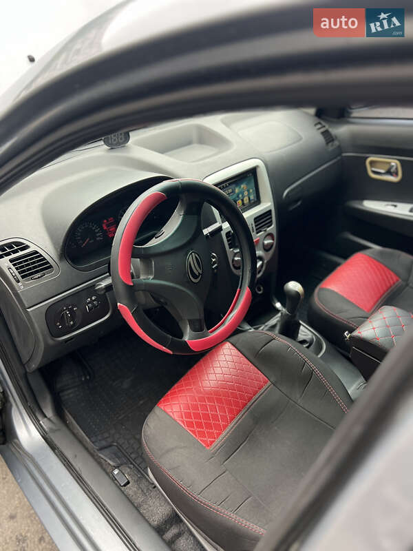 Хэтчбек ЗАЗ Forza 2011 в Киеве