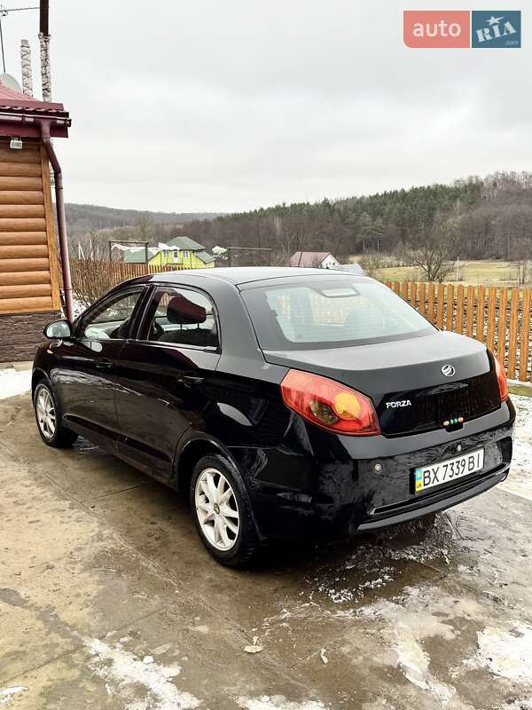 Хэтчбек ЗАЗ Forza 2012 в Хмельницком
