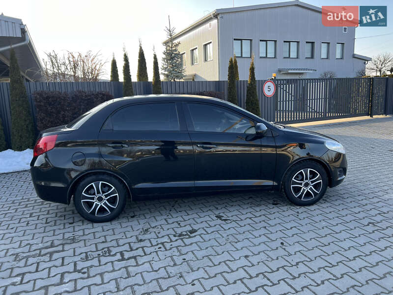 Лифтбек ЗАЗ Forza 2011 в Изяславе