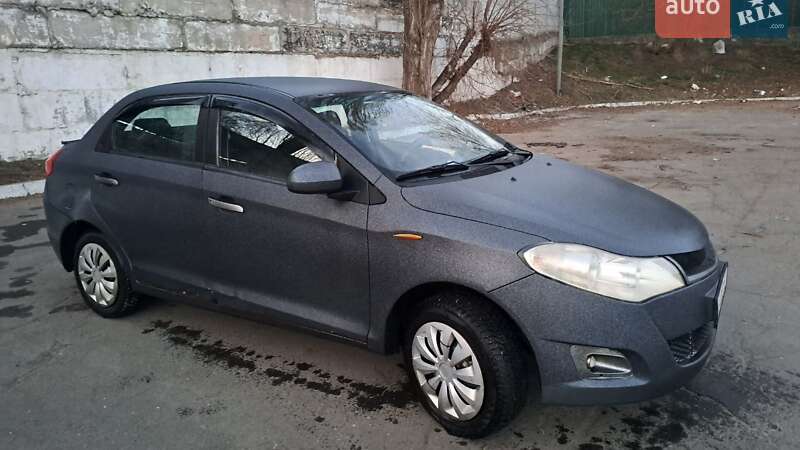 Лифтбек ЗАЗ Forza 2011 в Киеве