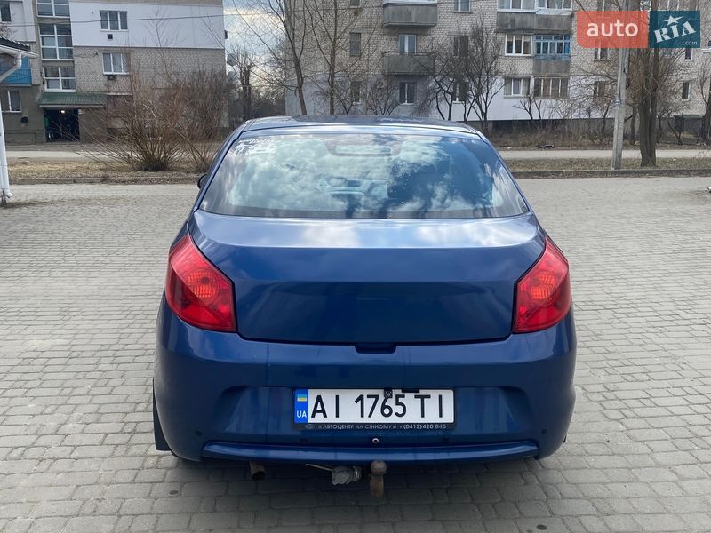 Ліфтбек ЗАЗ Forza 2011 в Малині