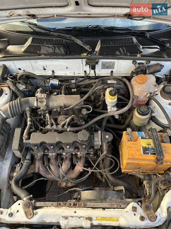 Вантажний фургон ЗАЗ Lanos Cargo 2013 в Житомирі