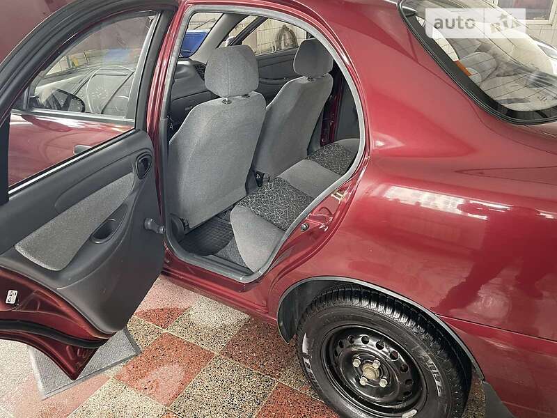 Седан ЗАЗ Lanos 2011 в Броварах