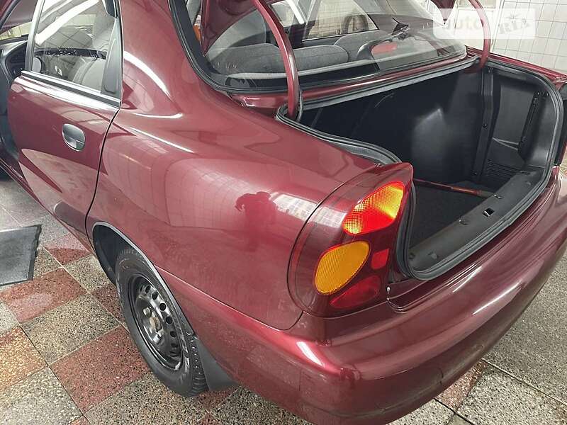 Седан ЗАЗ Lanos 2011 в Броварах