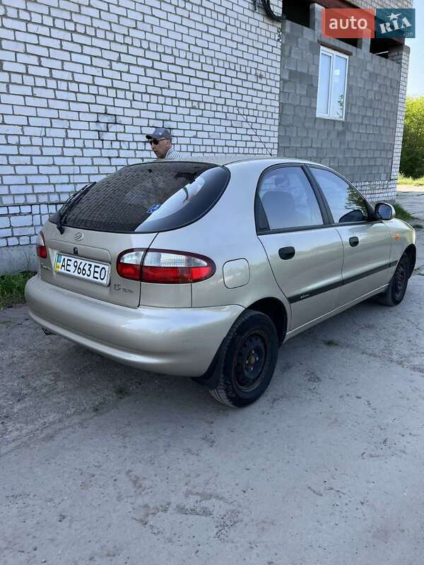 Хэтчбек ЗАЗ Lanos 2011 в Вольногорске