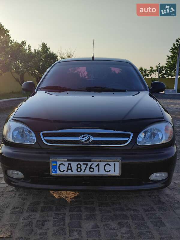 Седан ЗАЗ Lanos 2011 в Монастирищеві