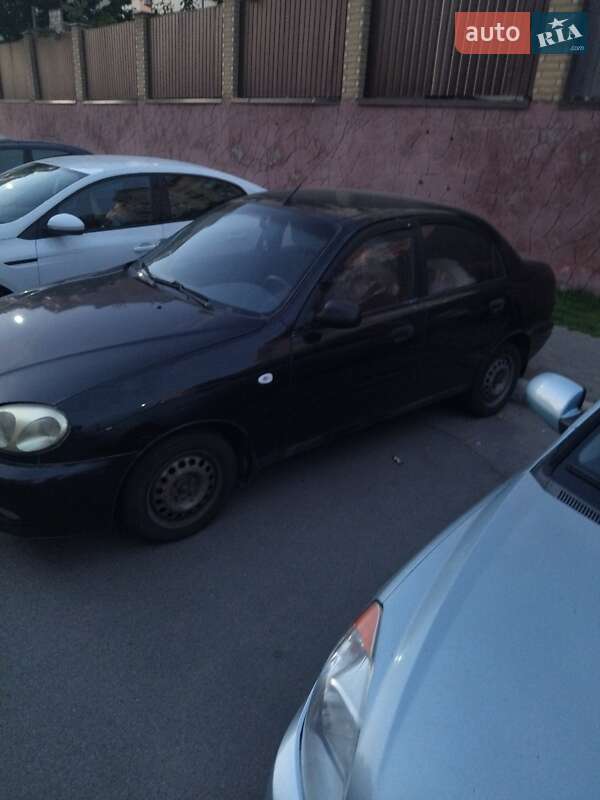 Седан ЗАЗ Lanos 2009 в Софіївській Борщагівці