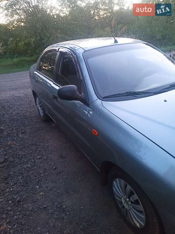 Седан ЗАЗ Lanos 2011 в Вольногорске