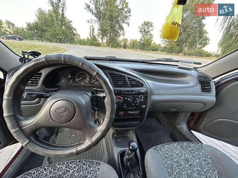 Седан ЗАЗ Lanos 2010 в Киеве