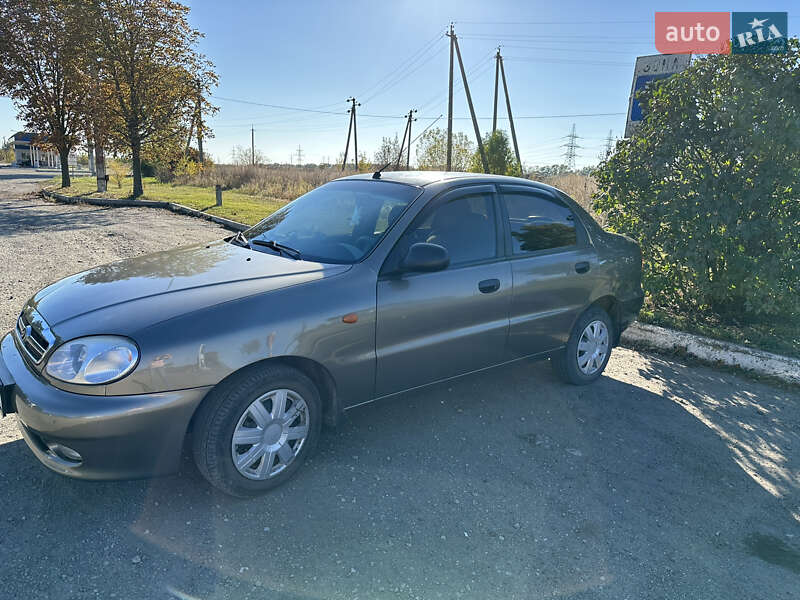 Седан ЗАЗ Lanos 2011 в Дніпрі