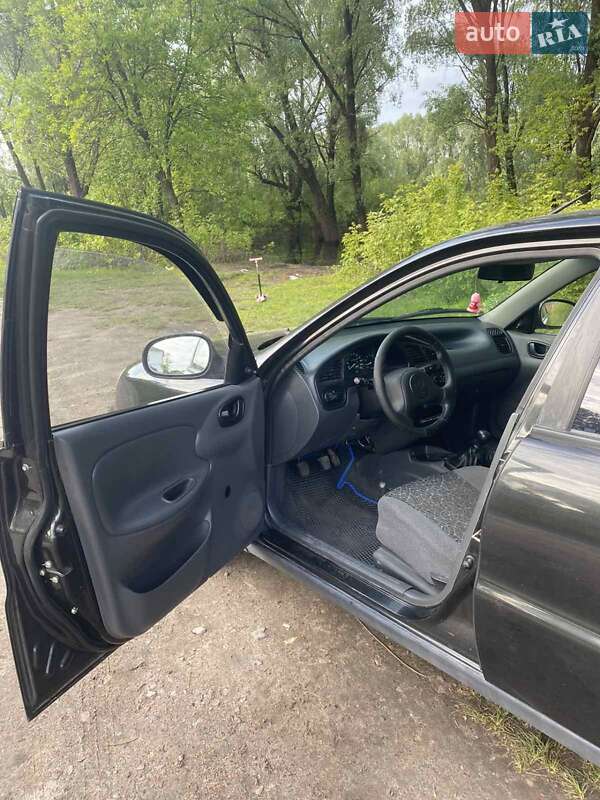 Седан ЗАЗ Lanos 2010 в Новгород-Северском