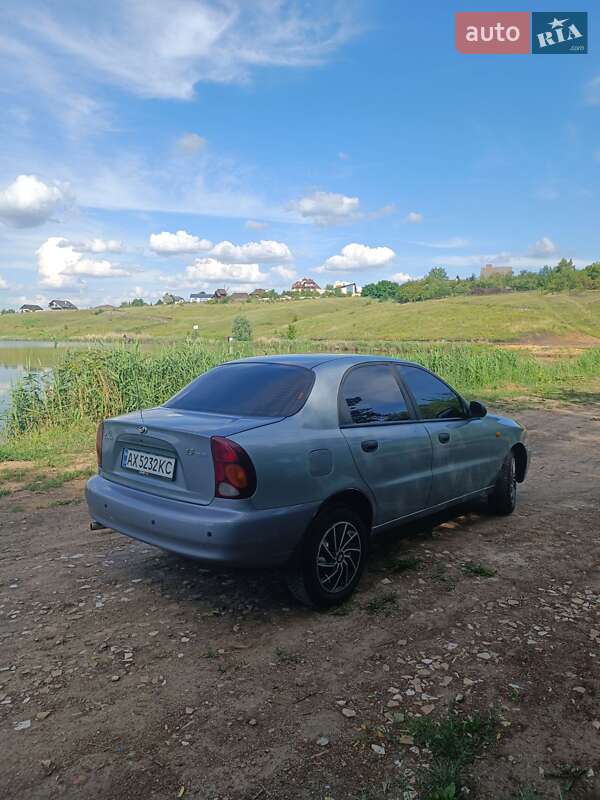 Седан ЗАЗ Lanos 2010 в Харкові