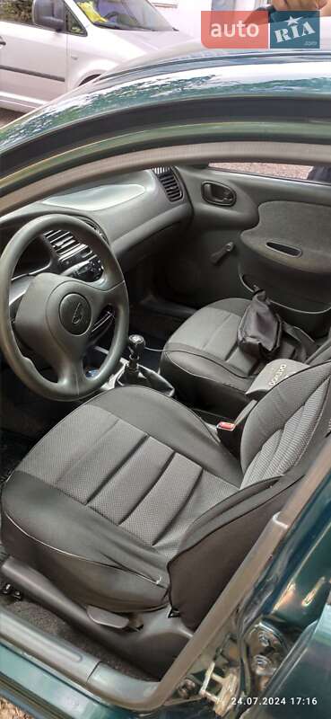 Седан ЗАЗ Lanos 2007 в Черняхові