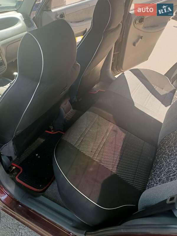 Седан ЗАЗ Lanos 2011 в Киеве