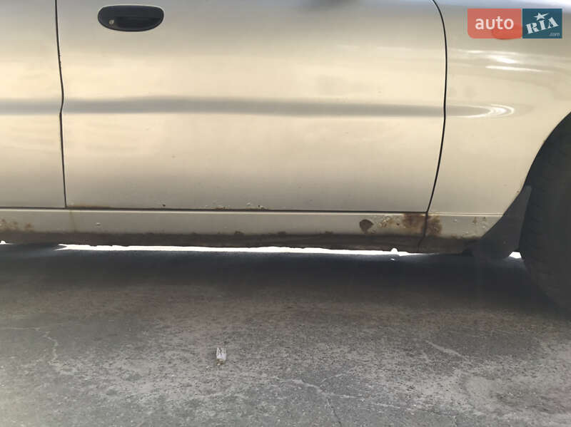 Седан ЗАЗ Lanos 2010 в Киеве