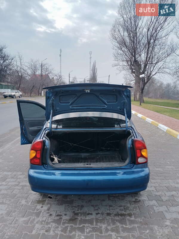 Седан ЗАЗ Lanos 2011 в Димері