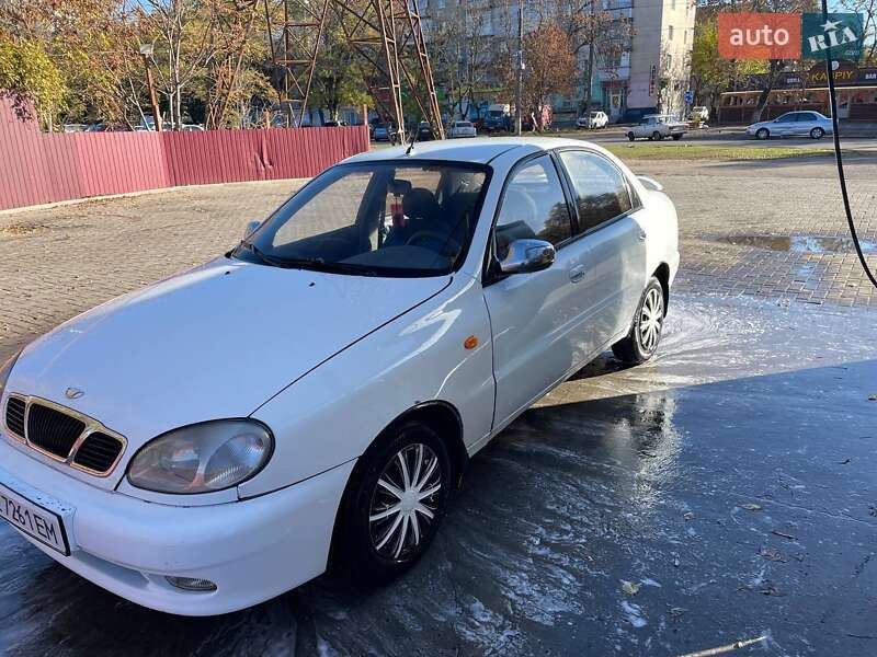 Седан ЗАЗ Lanos 2006 в Николаеве