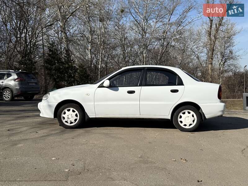 Седан ЗАЗ Lanos 2013 в Киеве