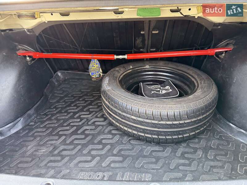 Седан ЗАЗ Lanos 2013 в Киеве