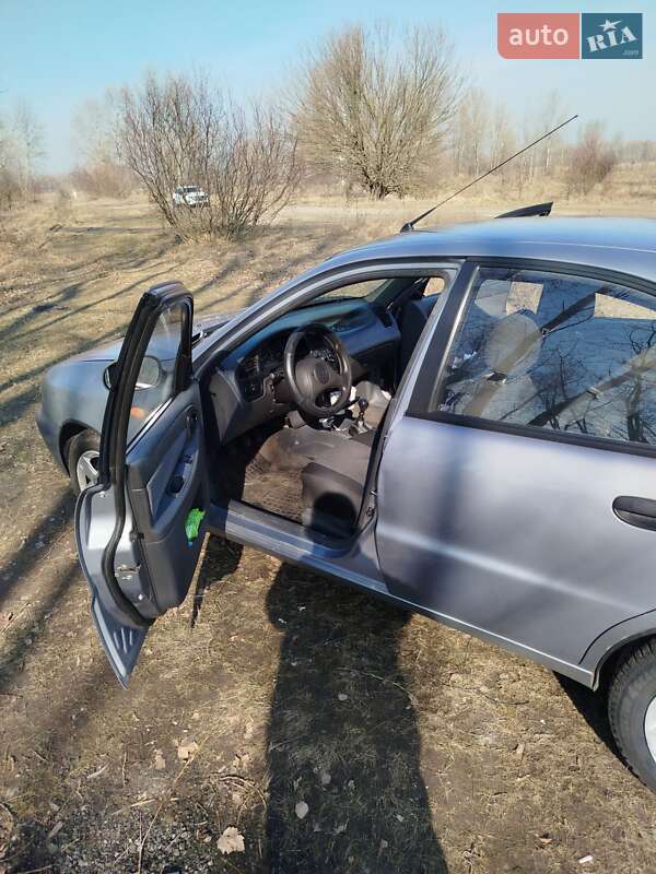 Седан ЗАЗ Lanos 2011 в Києві