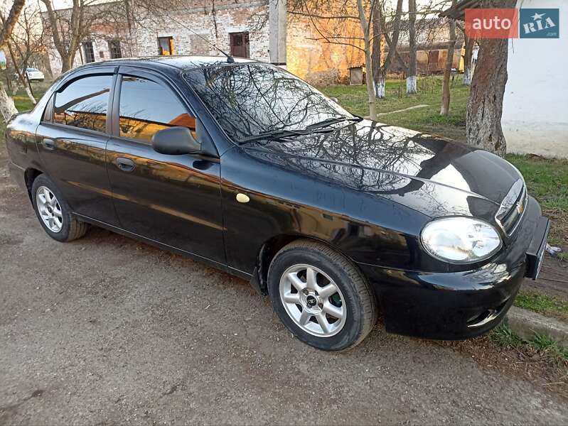 Седан ЗАЗ Lanos 2009 в 