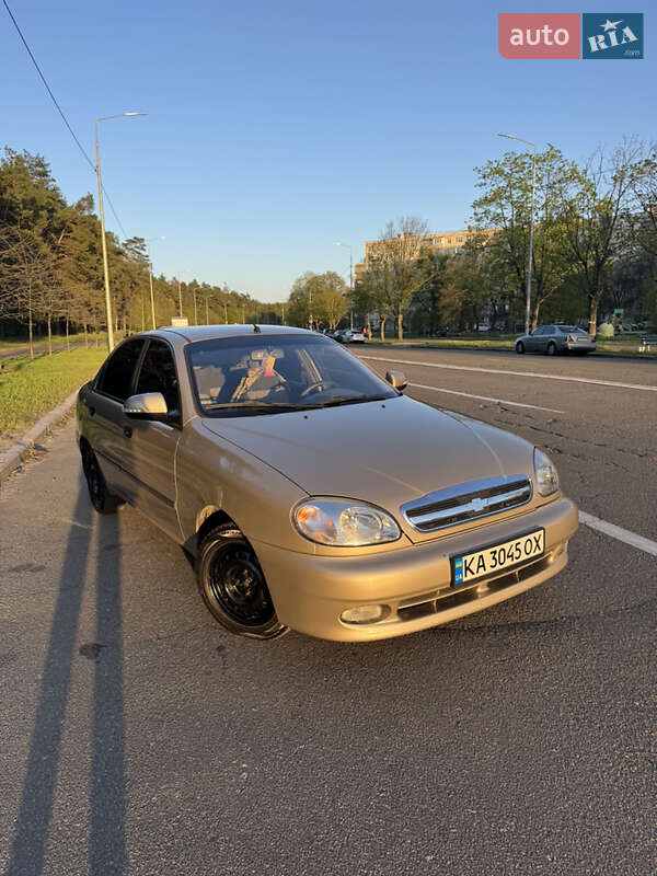 Седан ЗАЗ Lanos 2015 в 