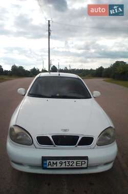 Седан ЗАЗ Lanos 2006 в Коростене