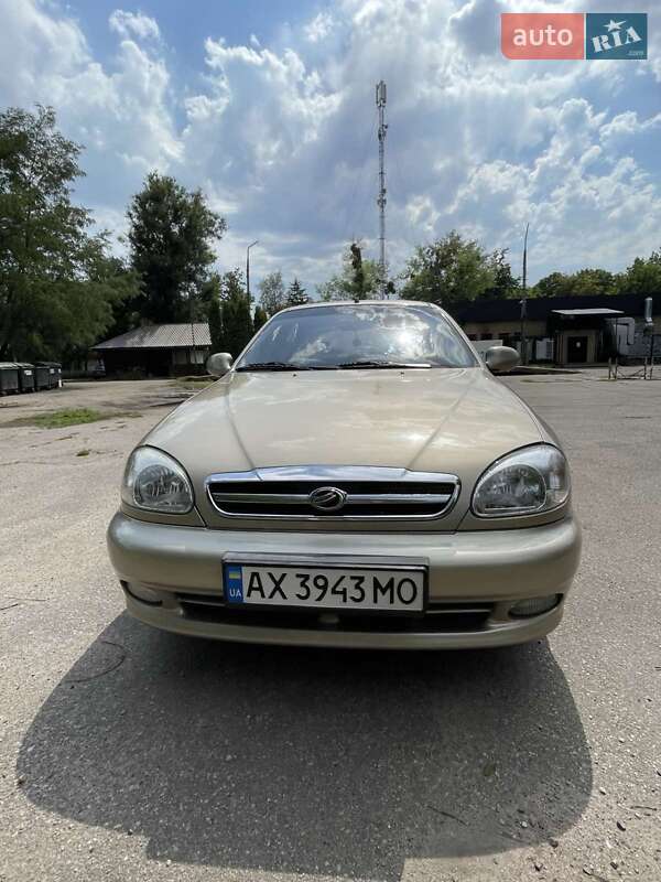 Седан ЗАЗ Lanos 2012 в 