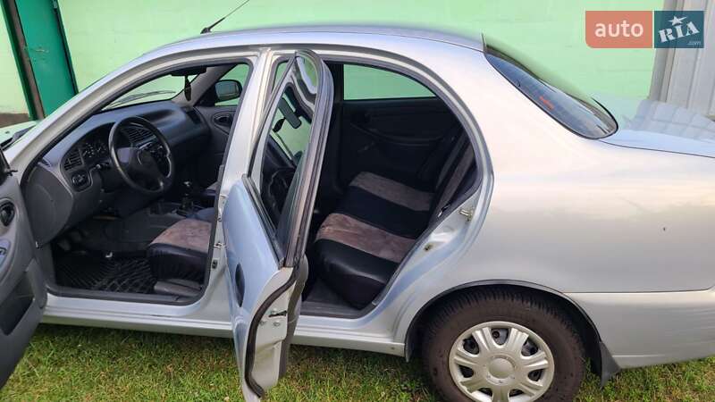 Седан ЗАЗ Lanos 2012 в Києві