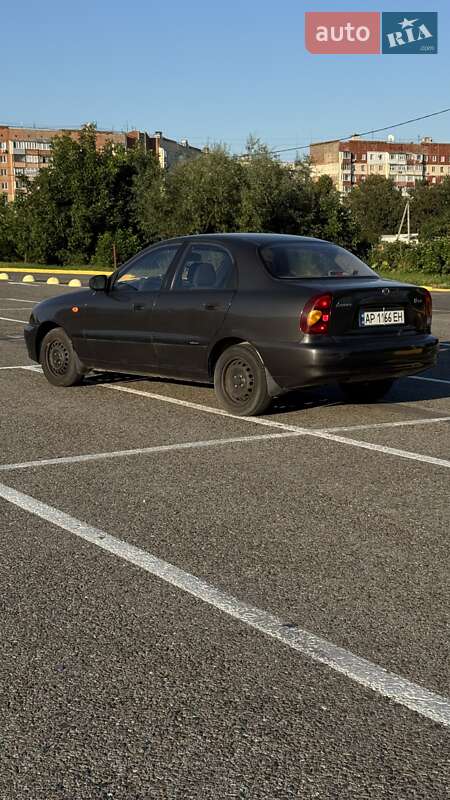 Седан ЗАЗ Lanos 2011 в Черновцах