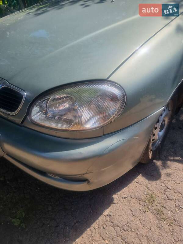 Седан ЗАЗ Lanos 2010 в Чутове