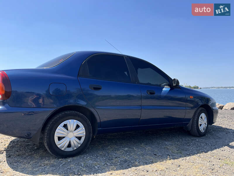 Седан ЗАЗ Lanos 2010 в Запорожье