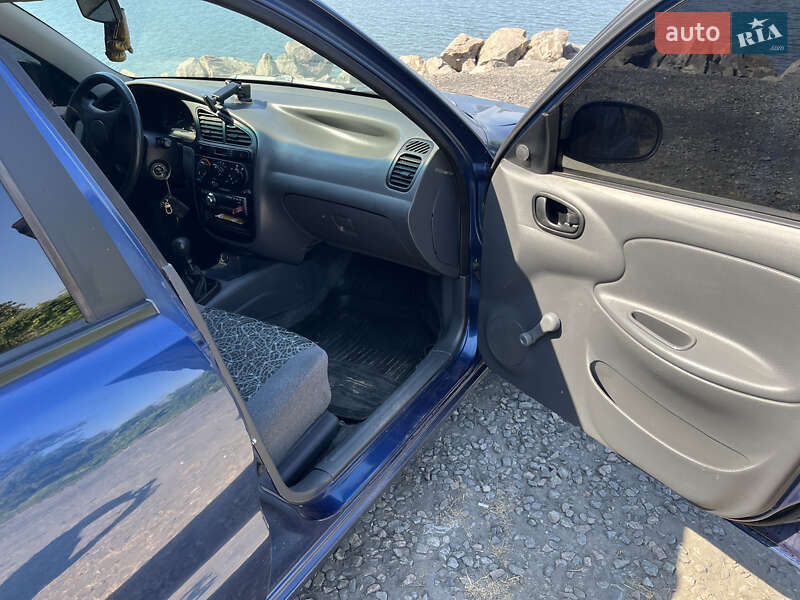 Седан ЗАЗ Lanos 2010 в Запорожье