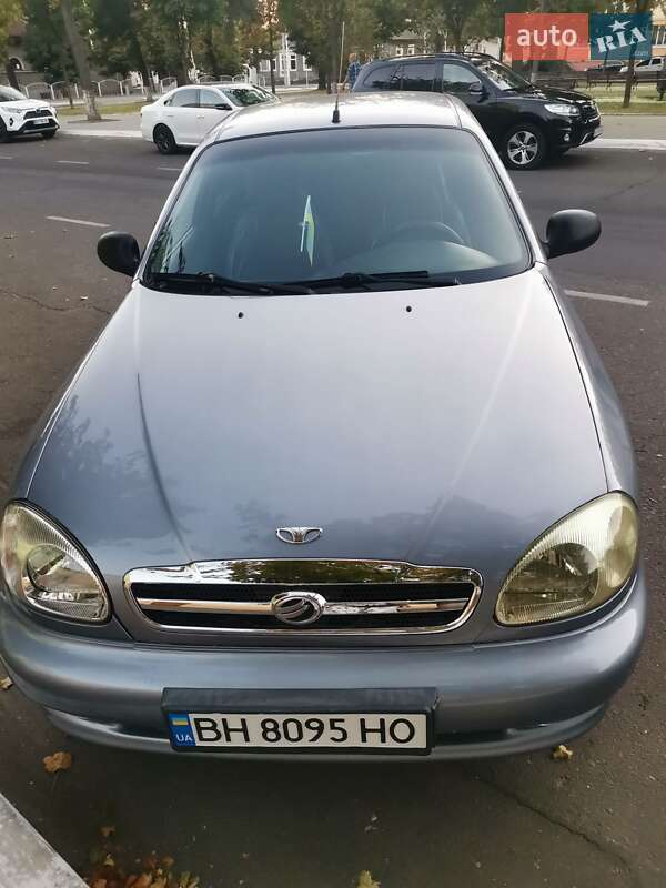 Седан ЗАЗ Lanos 2010 в Измаиле