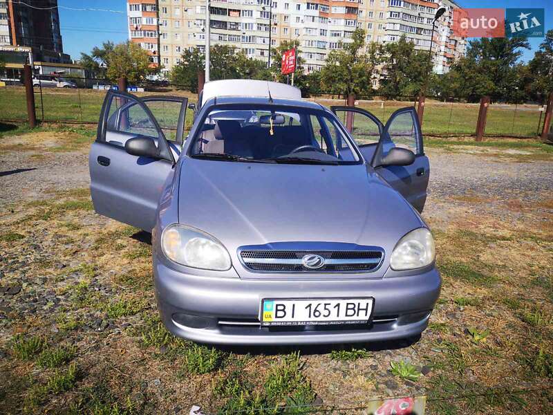 Седан ЗАЗ Lanos 2010 в Полтаве