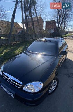 Седан ЗАЗ Lanos 2010 в 