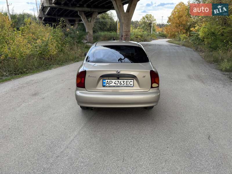 Седан ЗАЗ Lanos 2015 в Днепре