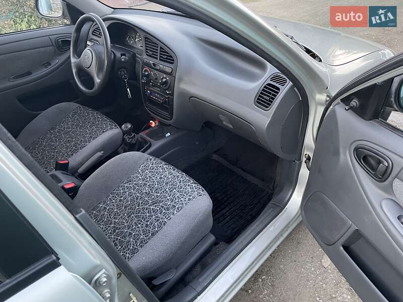 Седан ЗАЗ Lanos 2010 в Нікополі