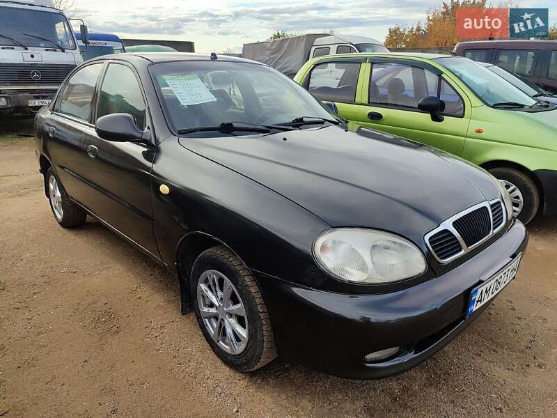 Седан ЗАЗ Lanos 2011 в Первомайске