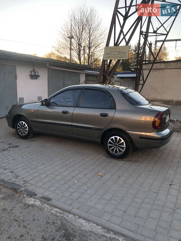 Седан ЗАЗ Lanos 2011 в Тернополе