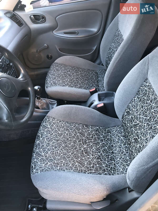 Седан ЗАЗ Lanos 2011 в Тернополе