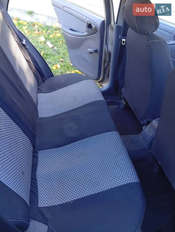 Седан ЗАЗ Lanos 2012 в Збараже