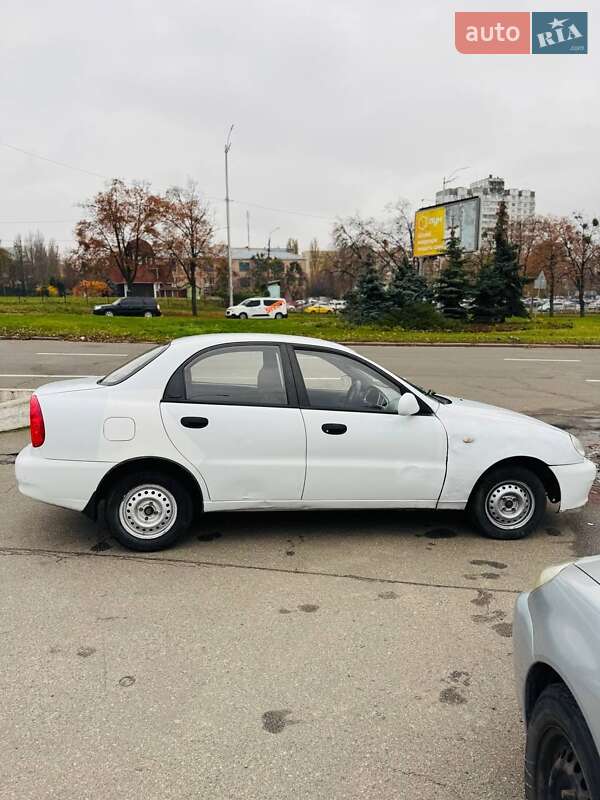 Седан ЗАЗ Lanos 2014 в Києві