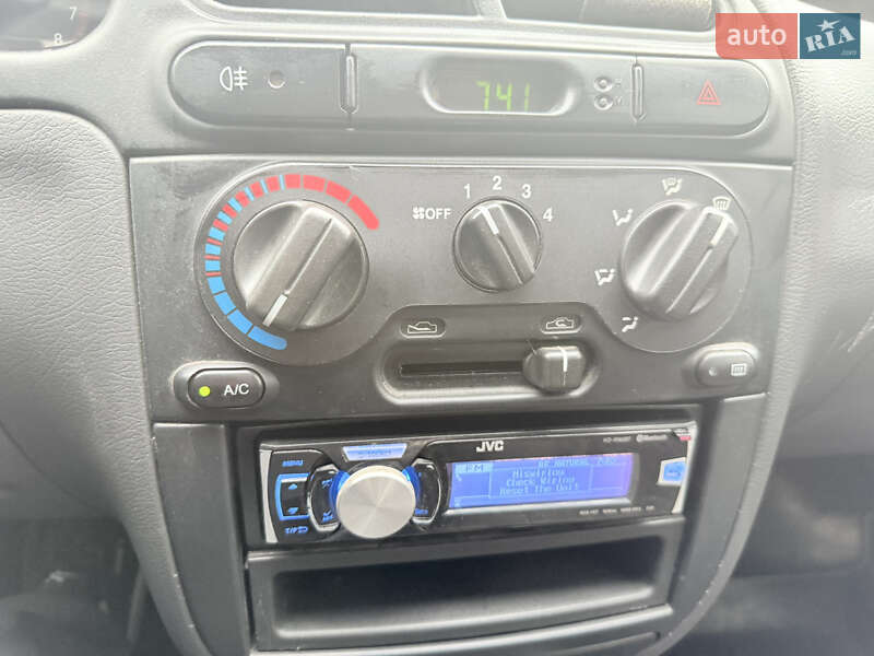 Седан ЗАЗ Lanos 2012 в Києві