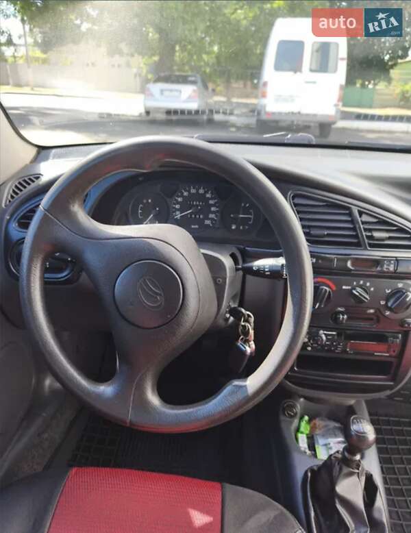 Седан ЗАЗ Lanos 2010 в Измаиле