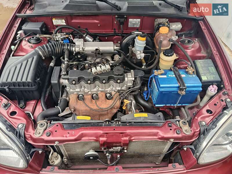 Седан ЗАЗ Lanos 2011 в Конотопе