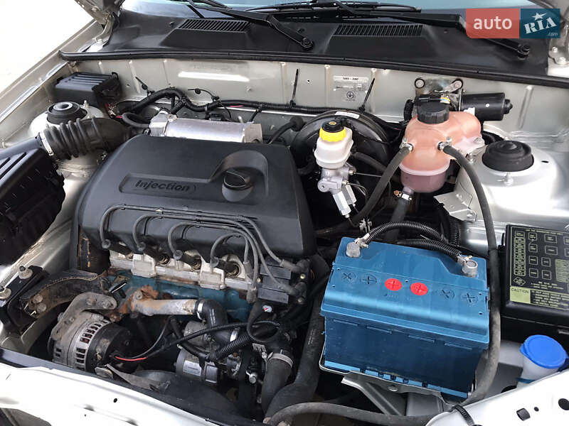 Седан ЗАЗ Lanos 2010 в Житомире