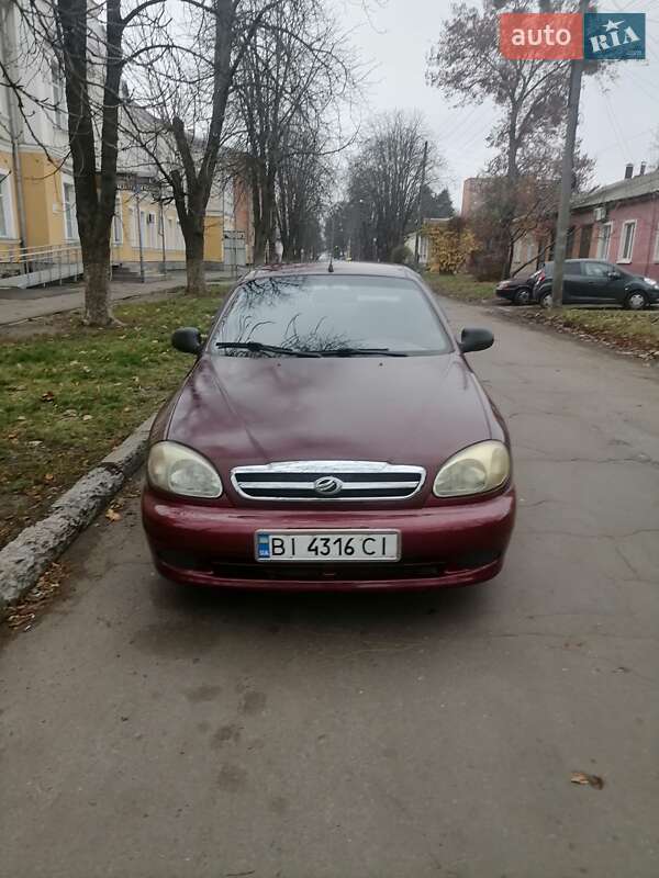 Седан ЗАЗ Lanos 2010 в Полтаве