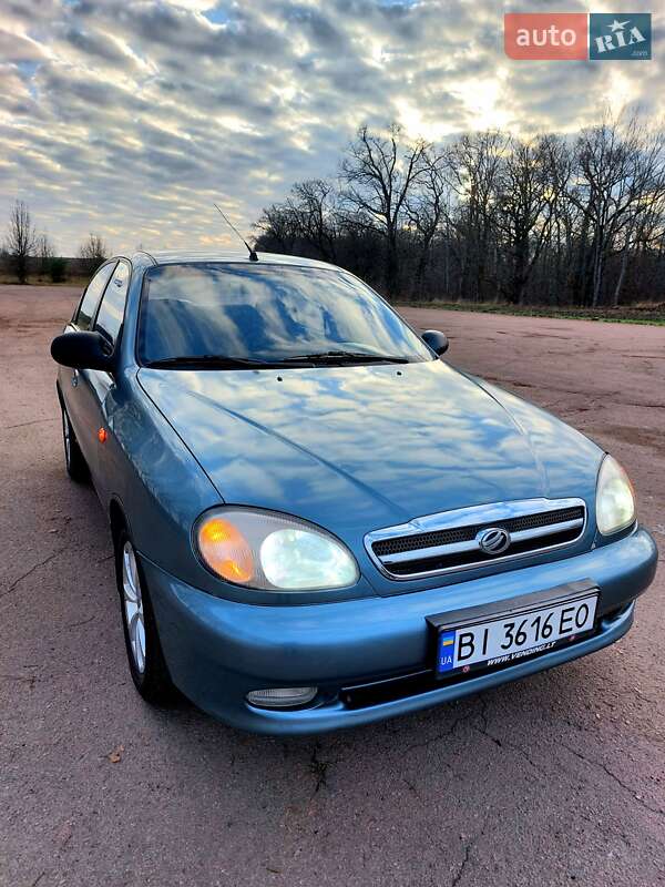 Седан ЗАЗ Lanos 2011 в Тростянце