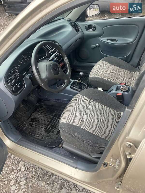 Седан ЗАЗ Lanos 2011 в Каменском